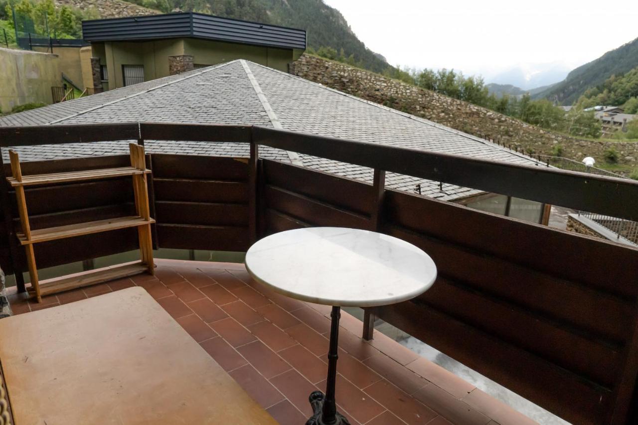 Apartamento Everest Parque Natural Coma Pedrosa Ла-Массана Екстер'єр фото